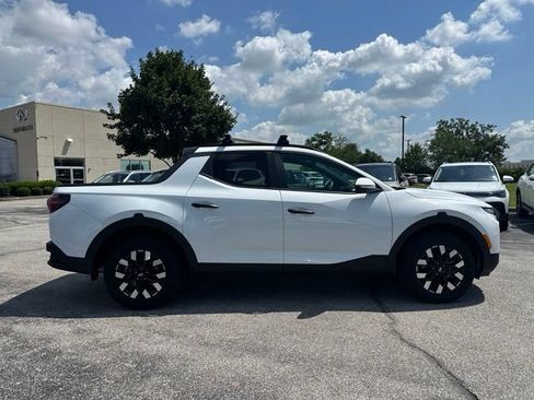 Used 2025 Hyundai Santa Cruz SEL AWD/4WD image 8