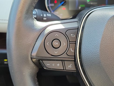 Used 2022 Toyota RAV4 Limited AWD/4WD image 27