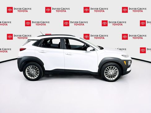Used 2018 Hyundai Kona SEL w/ SEL Tech Package 02 image 4