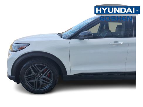 Used 2025 Ford Explorer ST image 5