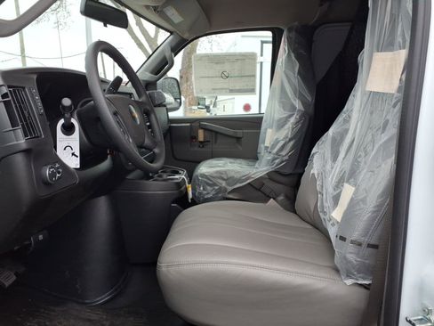 New 2025 Chevrolet Express 2500 w/ Driver Convenience Package RWD image 13