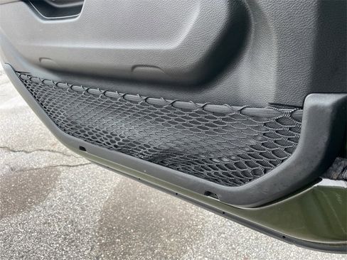 Used 2023 Jeep Gladiator Sport S image 29