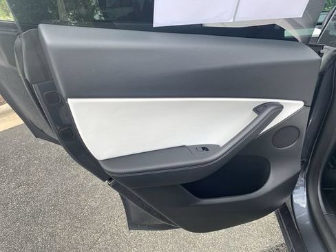 Used 2021 Tesla Model Y Performance AWD/4WD image 15