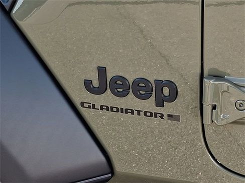 New 2026 Jeep Gladiator Sport image 17