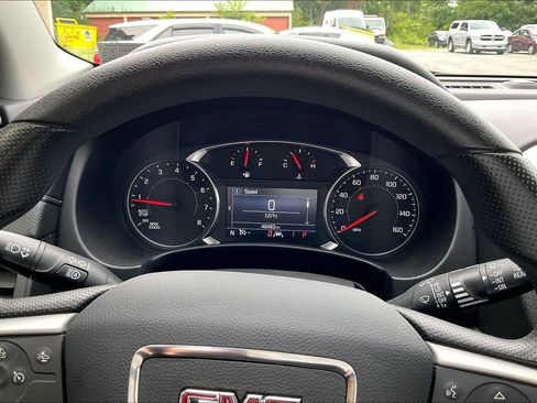 Used 2024 GMC Terrain SLE w/ Driver Convenience Package AWD/4WD image 19