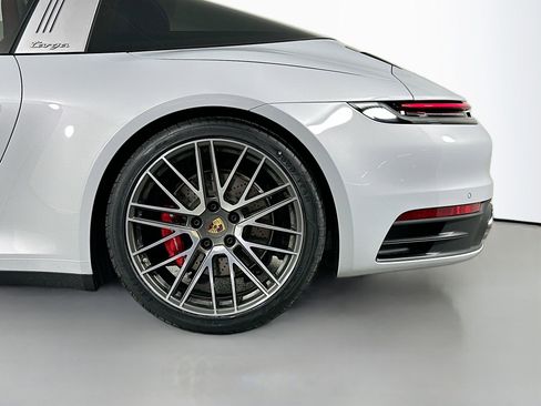 Certified 2024 Porsche 911 Targa 4S image 12
