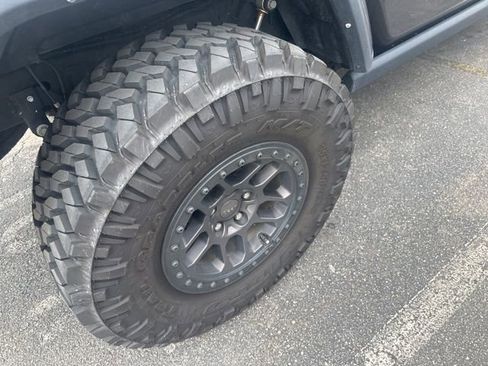 Used 2021 Jeep Gladiator Sport image 10