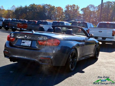 Used 2015 BMW M4 Convertible image 5