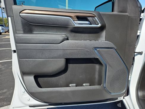 Certified 2025 Chevrolet Silverado 1500 LT w/ Safety Package RWD image 11