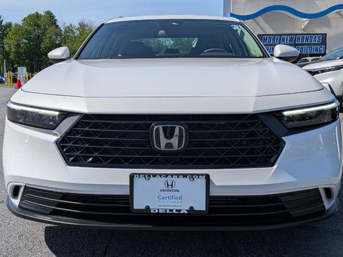 Certified 2023 Honda Accord EX image 3