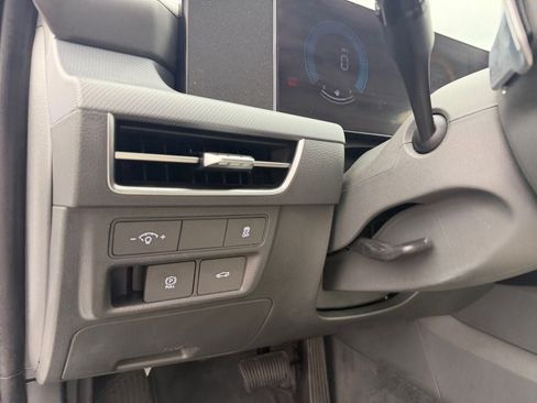 Used 2025 Hyundai Sonata SEL FWD image 19