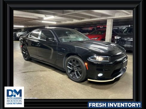 Used 2022 Dodge Charger R/T w/ Blacktop Package RWD image 1