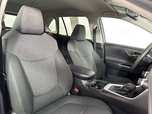 Used 2020 Toyota RAV4 XLE w/ All Weather Liner Package AWD/4WD image 26