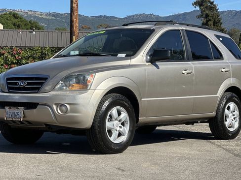 Used 2007 Kia Sorento LX image 8