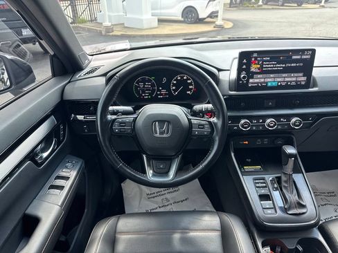 Used 2025 Honda CR-V Sport Touring image 25