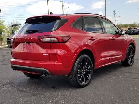 Used 2023 Ford Escape ST-Line Elite AWD/4WD image 6