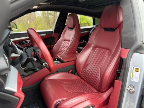 Used 2019 Lamborghini Urus image 5