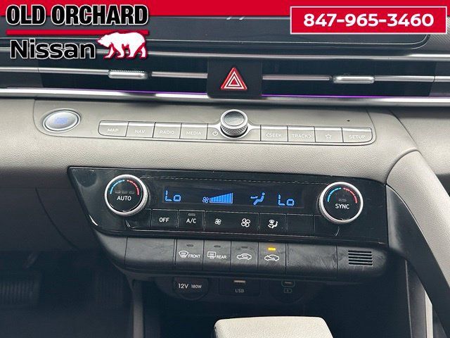 Used 2024 Hyundai Elantra SEL FWD image 19