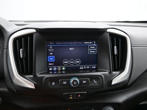 Used 2024 GMC Terrain SLE FWD image 15