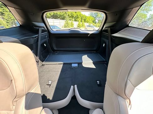 Used 2025 Volvo EX90 Ultra AWD/4WD image 19