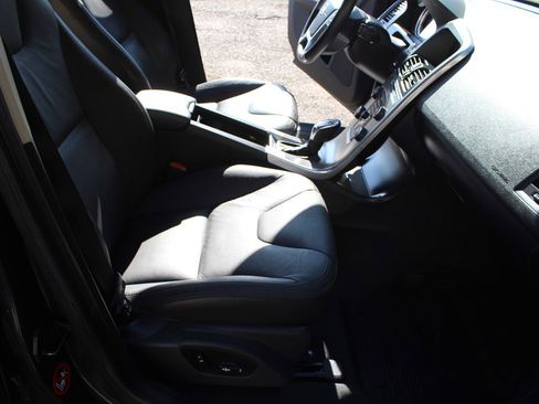 Used 2013 Volvo XC60 3.2 image 26