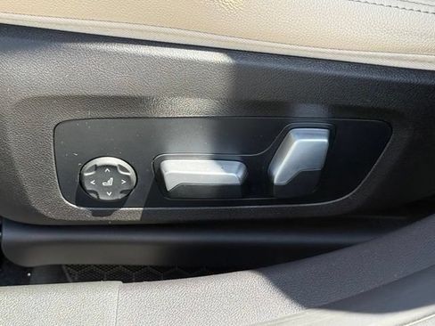 Certified 2023 BMW 330i Sedan w/ Convenience Package RWD image 20