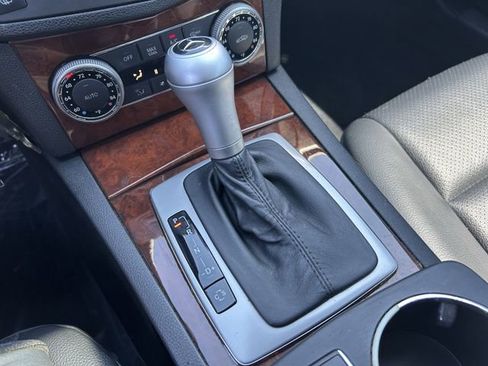 Used 2010 Mercedes-Benz C 300 4MATIC Sedan image 15