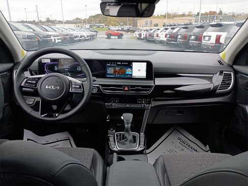 New 2026 Kia Seltos S image 10