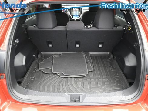 Used 2025 Subaru Crosstrek 2.5i Premium AWD/4WD image 14