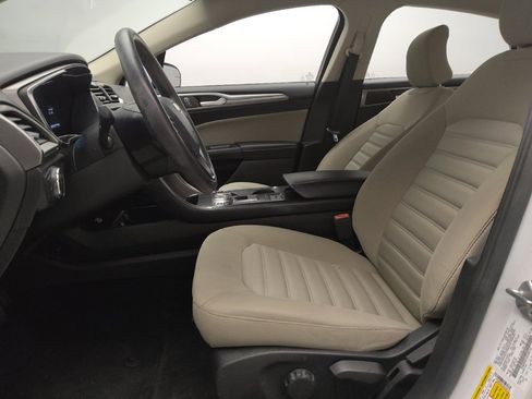 Used 2018 Ford Fusion S image 17