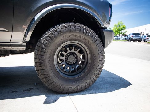 Used 2024 Ford Bronco Outer Banks AWD/4WD image 13