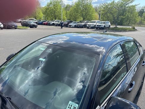 Used 2025 Honda Accord SE image 13