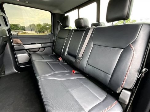 Used 2024 Ford F250 Lariat w/ Lariat Ultimate Package AWD/4WD image 25