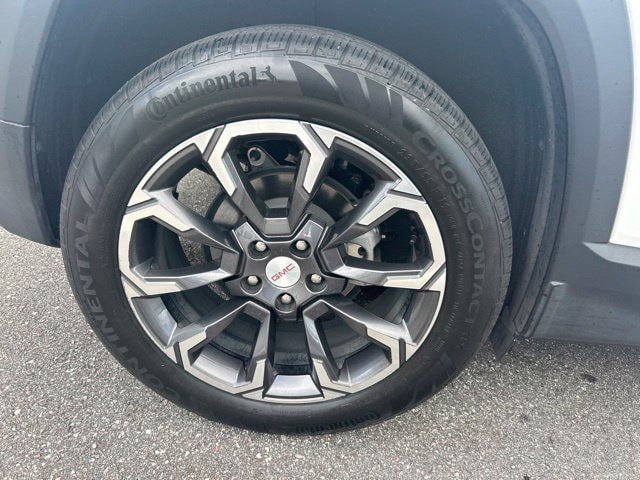 Used 2025 GMC Terrain Elevation w/ Elevation Premium Package AWD/4WD image 18