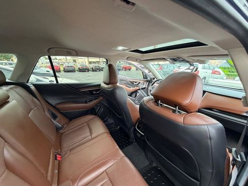 Used 2020 Subaru Outback Touring XT AWD/4WD image 19