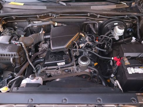 Used 2011 Toyota Tacoma PreRunner w/ SR5 Pkg #2 image 9