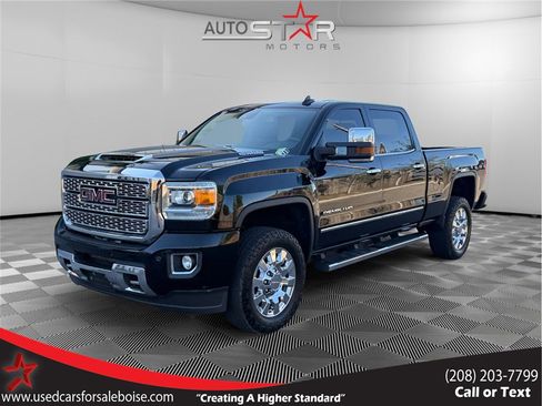 Used 2018 GMC Sierra 2500 Denali w/ Duramax Plus Package AWD/4WD image 1