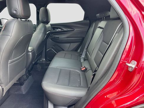 Used 2021 Chevrolet TrailBlazer RS w/ Sun and Liftgate Package FWD image 25