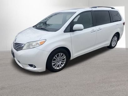Used 2015 Toyota Sienna XLE w/ XLE Navigation Package