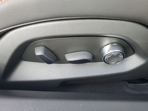 New 2026 Chevrolet Corvette Stingray Premium Cpe w/ Z51 Performance Package image 11