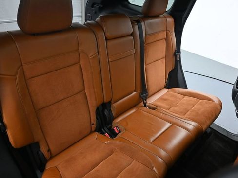 Used 2018 Jeep Grand Cherokee SRT AWD/4WD image 15
