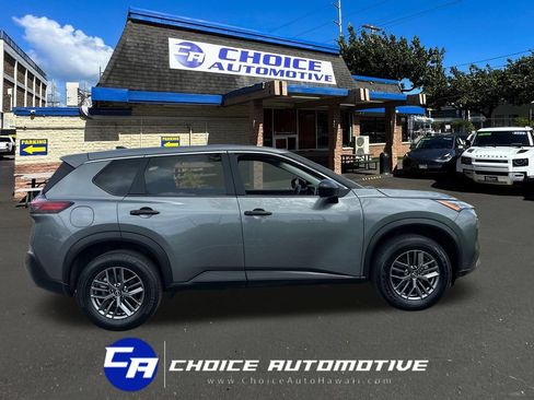 Used 2023 Nissan Rogue S FWD image 9