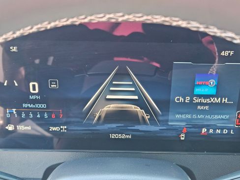 Used 2026 Chevrolet Traverse LT w/ Driver Confidence Package AWD/4WD image 21
