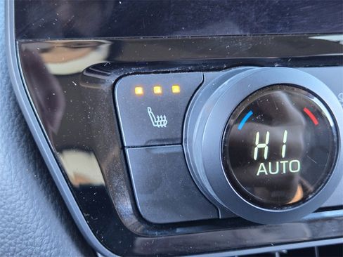 Used 2025 Toyota Grand Highlander AWD image 28