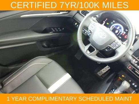 Used 2026 Toyota Camry SE w/ Convenience Package FWD image 16