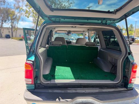 Used 1998 Ford Explorer 4WD 4-Door image 9