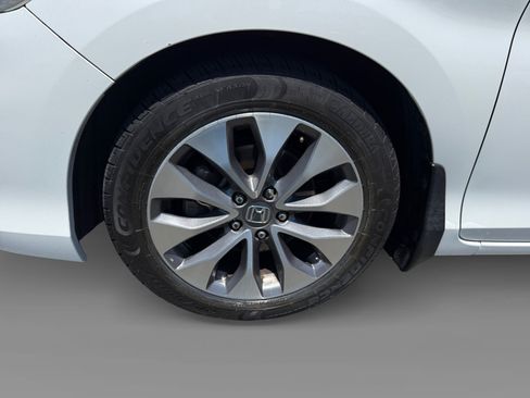Used 2013 Honda Accord EX-L image 9