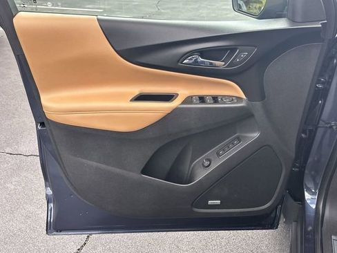 Certified 2018 Chevrolet Equinox Premier FWD image 23