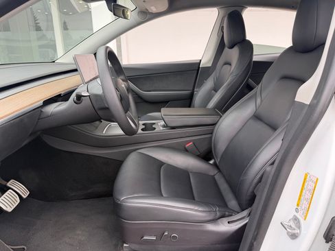 Used 2022 Tesla Model Y Performance AWD/4WD image 15