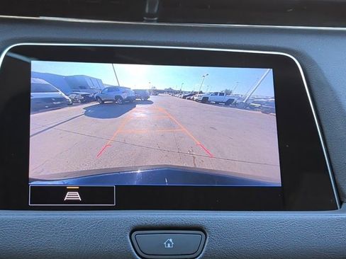 Certified 2023 Cadillac XT4 Luxury w/ Cold Weather Package image 7